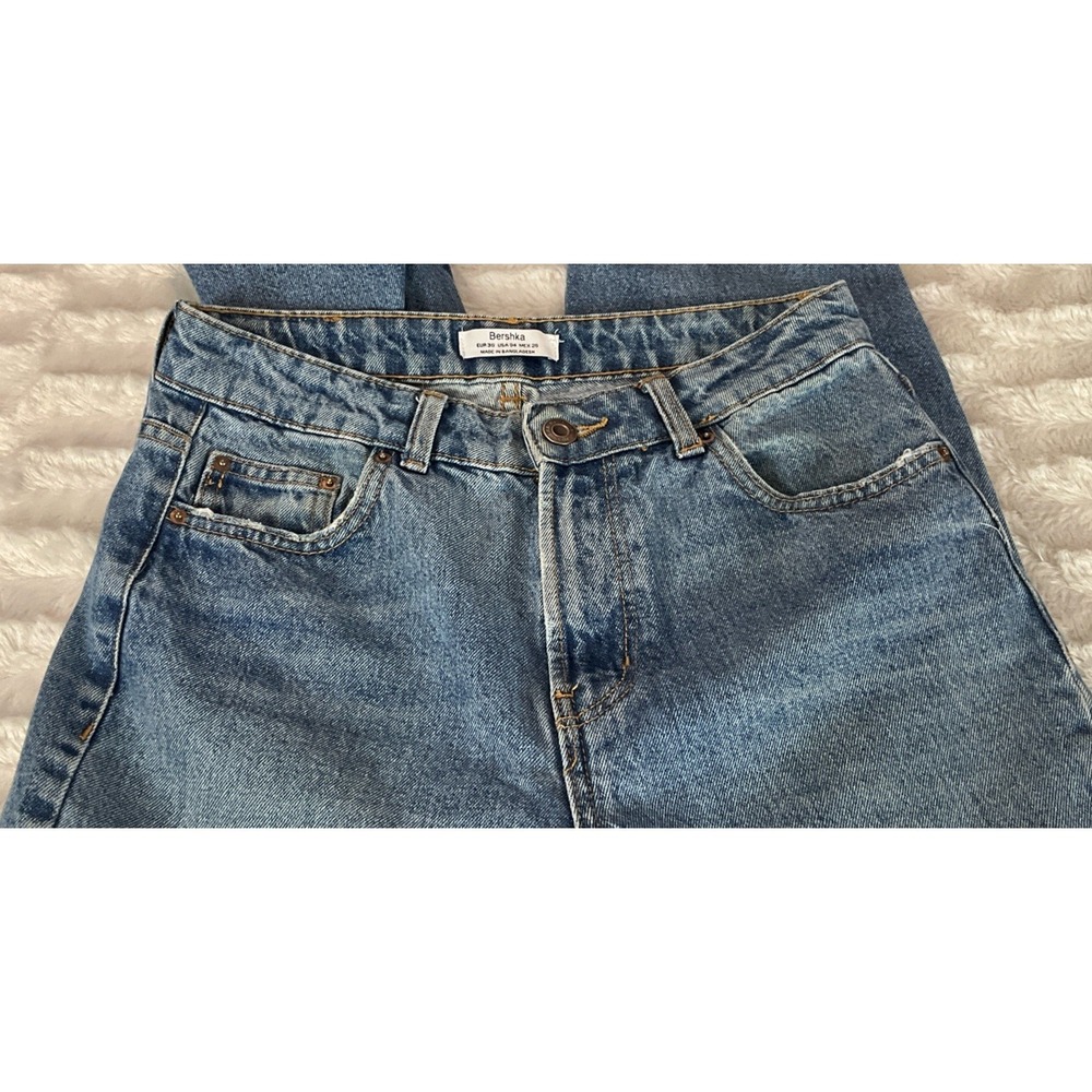 Bershka Women's Size 4 Straight Leg JeansLight‎ Blue High Rise Denim Tapered Hem - Picture 4 of 13
